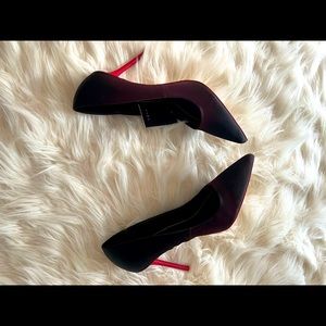 NEW!! Zara pump suede burgundy with red heels size 8